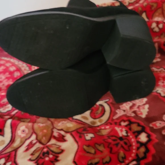 SM Boots - Picture 3 of 7